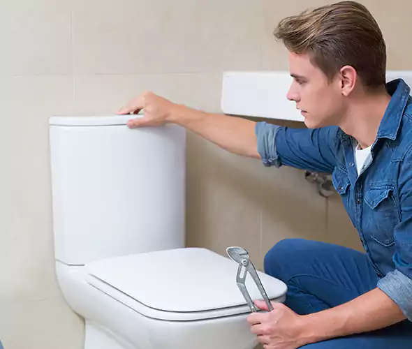 Expert Plumber for Toilet Replacement in South Miami Heights, FL: Schedule Affordable Toilet Replacement Services with Us